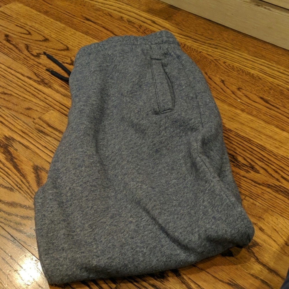 H and M men's jogger pants